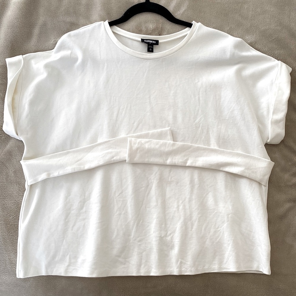 NWOT Express  Top